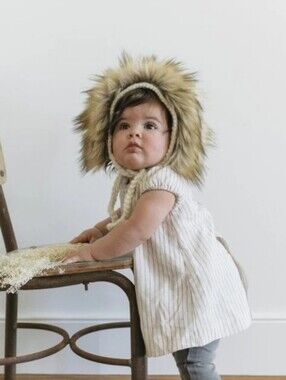 Baby Faux Fur-Trim Knit Lion Hat & Booties - Cream